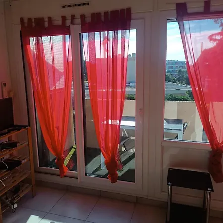 Studio A St Raphael Appartement Saint-Raphaël